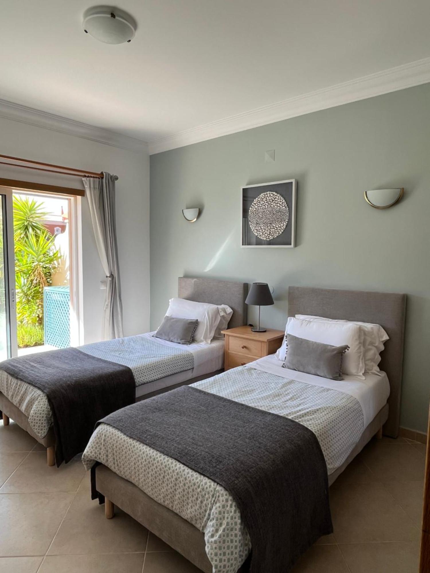 Luxury Apartment With Free Use Of Pool, Gym And Spa Λάγος Εξωτερικό φωτογραφία